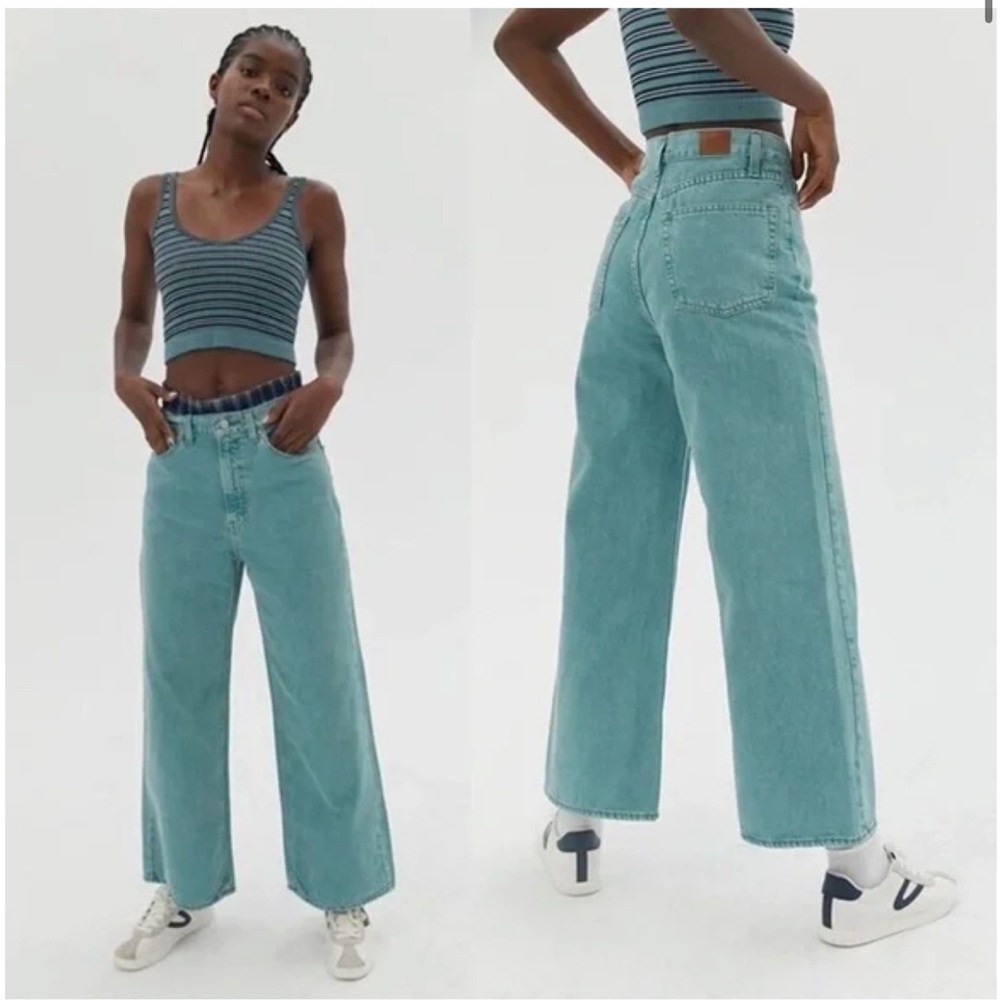 H11 Urban‎ Outfitters BDG High & Wide Light Blue Colored Denim Jeans